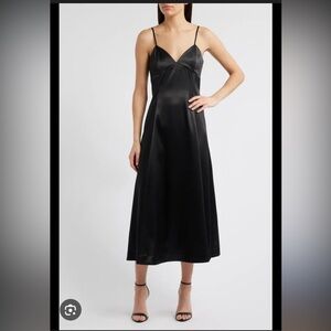 NWT 🖤 WAYF Satin Slip Dress 🖤 Effortless Date Night Glow ✨Sleek & Sultry